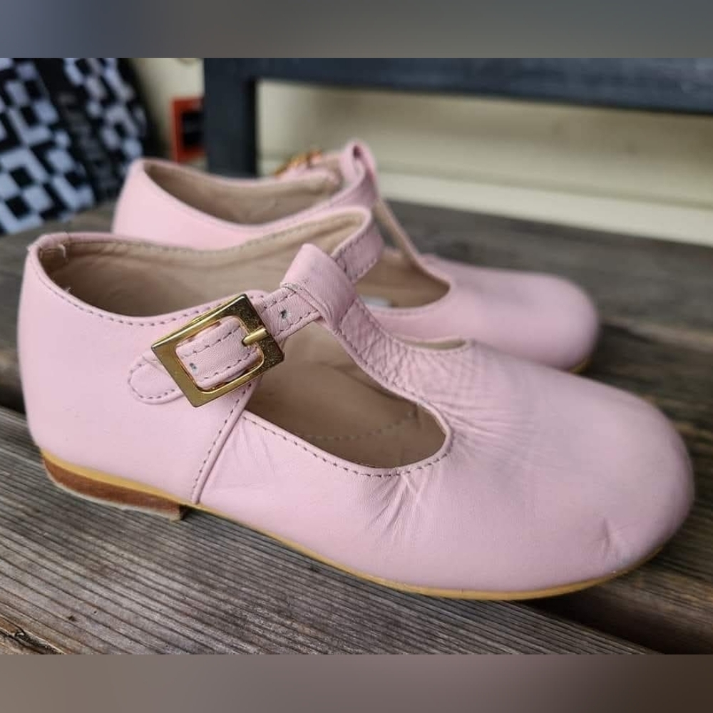 DONDOLO SZ 8c VGUC (London) BABY MILK PINK Mary Jane style shoes T strap buckle